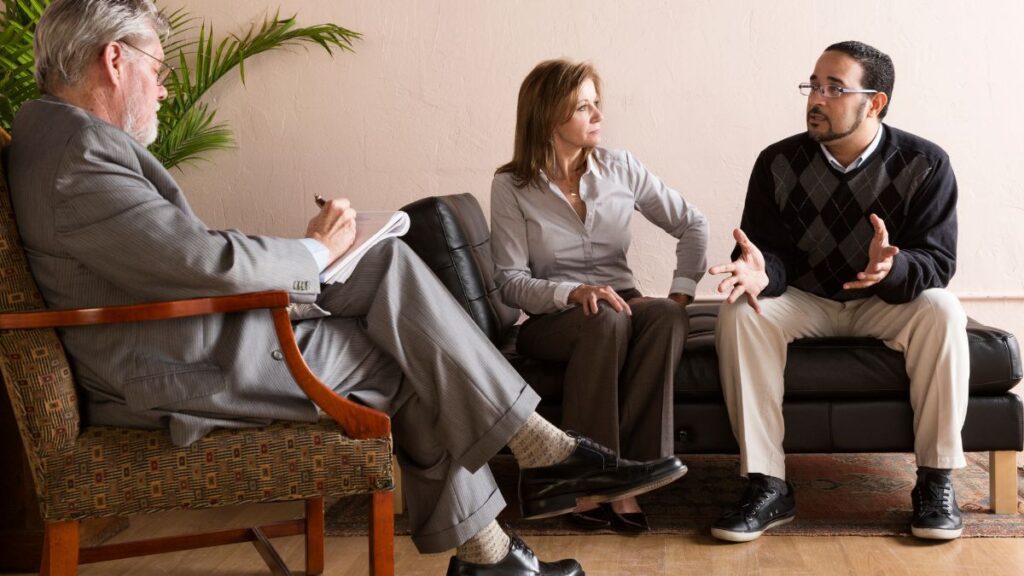 The Benefits of Couples Therapy and How to Find the Right Therapist