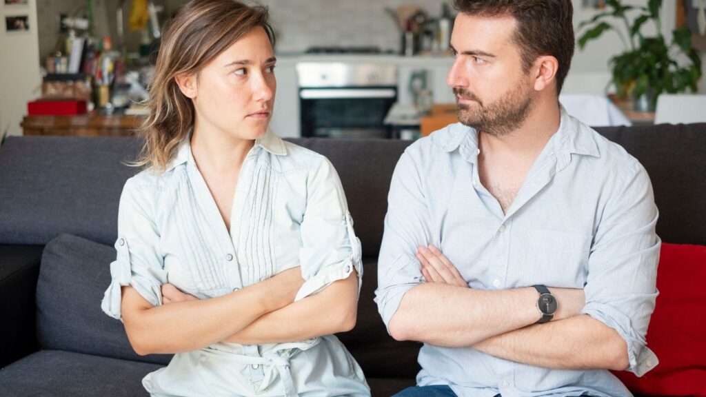 10 Signs Your Spouse is Cheating on You